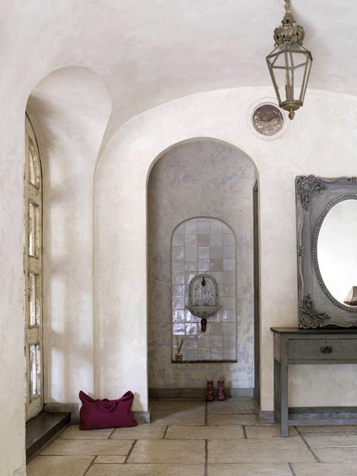 In the adjoining entrance-hall <p>.