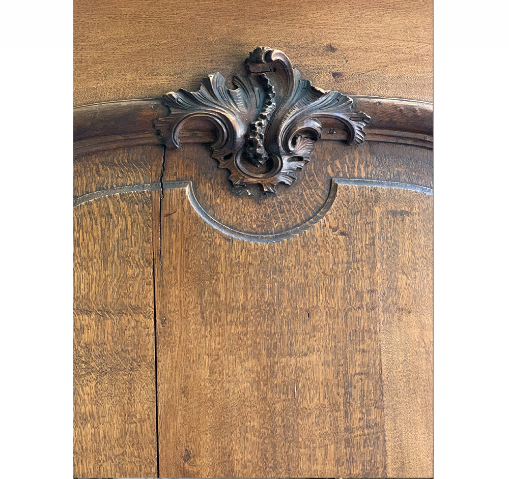 Rococo detailed woodwork<p><h6>More context photography to follow shortly</h6><p>.